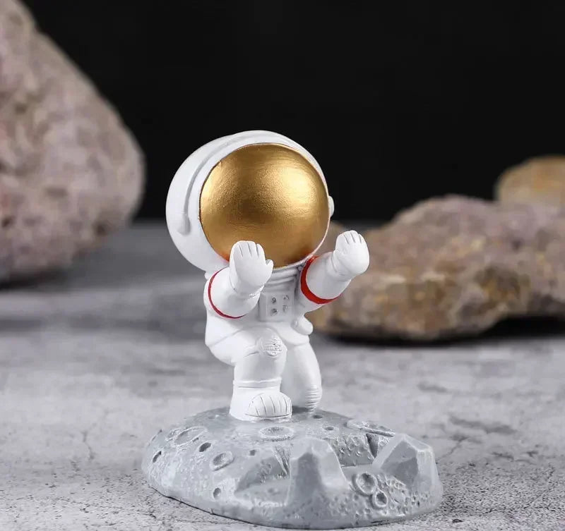 Astronaut Phone Holder Office Desk Decoration, Nordic Style Decoration, Resin Astronaut Holder, Toy Gift  Fairy Garden