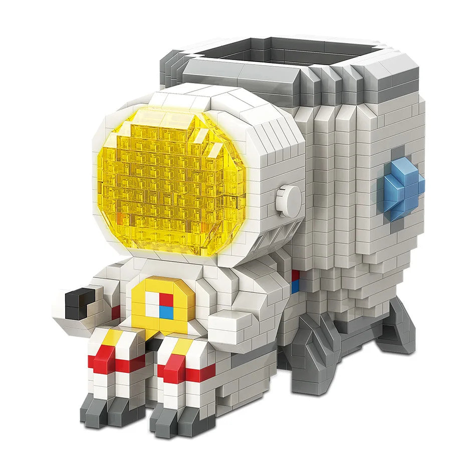 Building blocks Astronaut Astronaut presents cute pen holder mobile phone holder