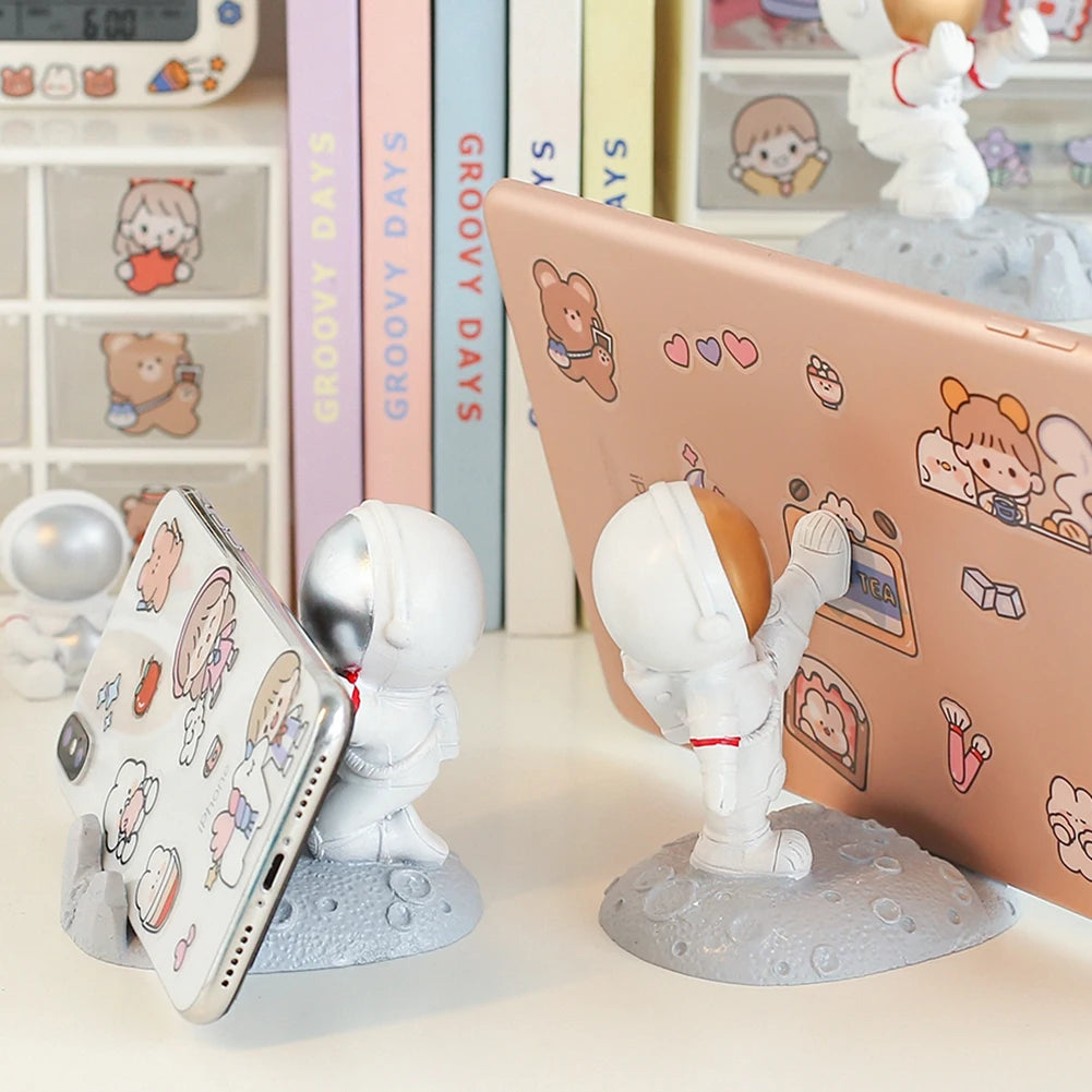 Universal Ultra-thin Cartoon Stand Anime Foldable Desktop Bracket Cute Liquid Quicksand Astronaut Stand Desktop Phone Holder