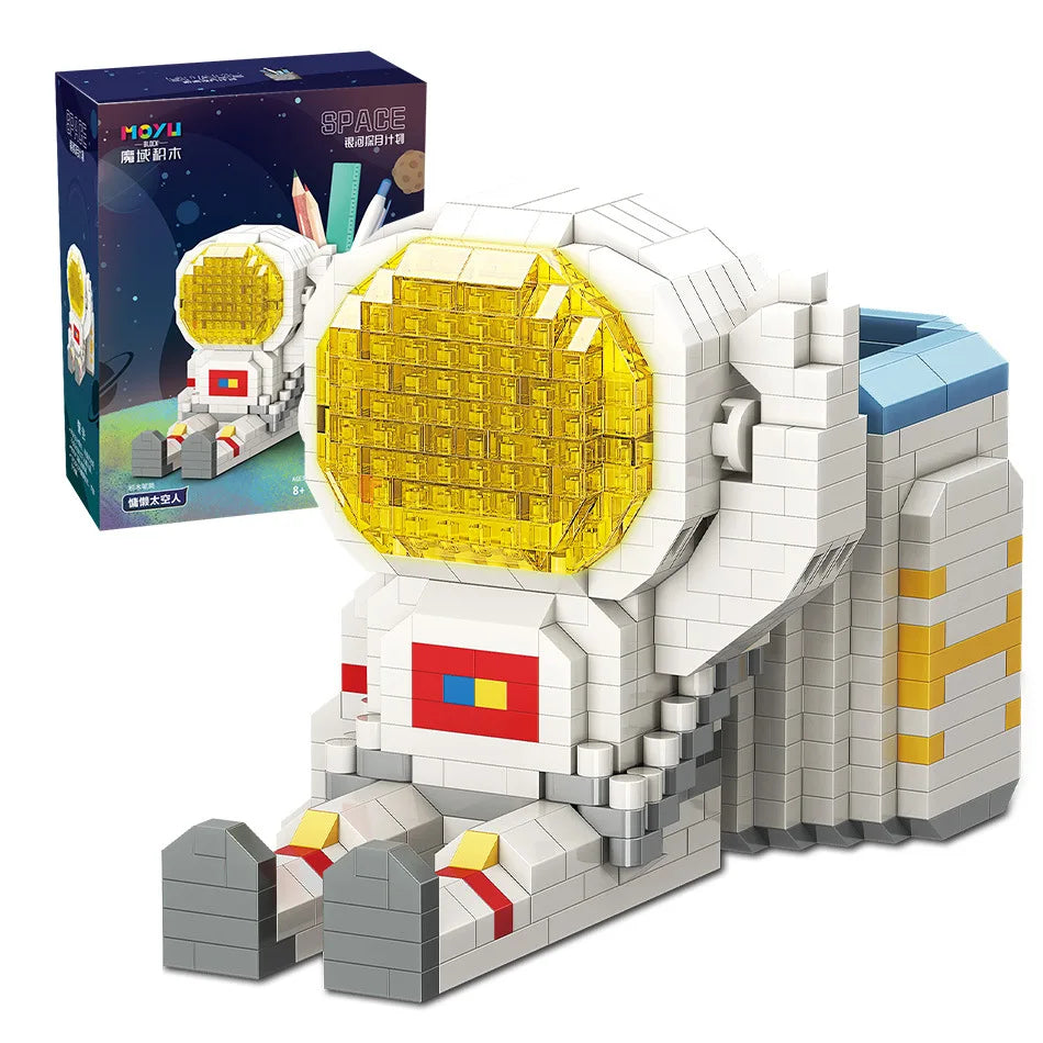 Building blocks Astronaut Astronaut presents cute pen holder mobile phone holder